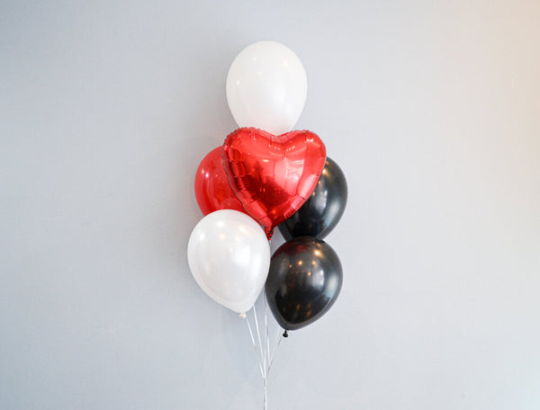 Balloon Bouquet Black, White and Red Heart